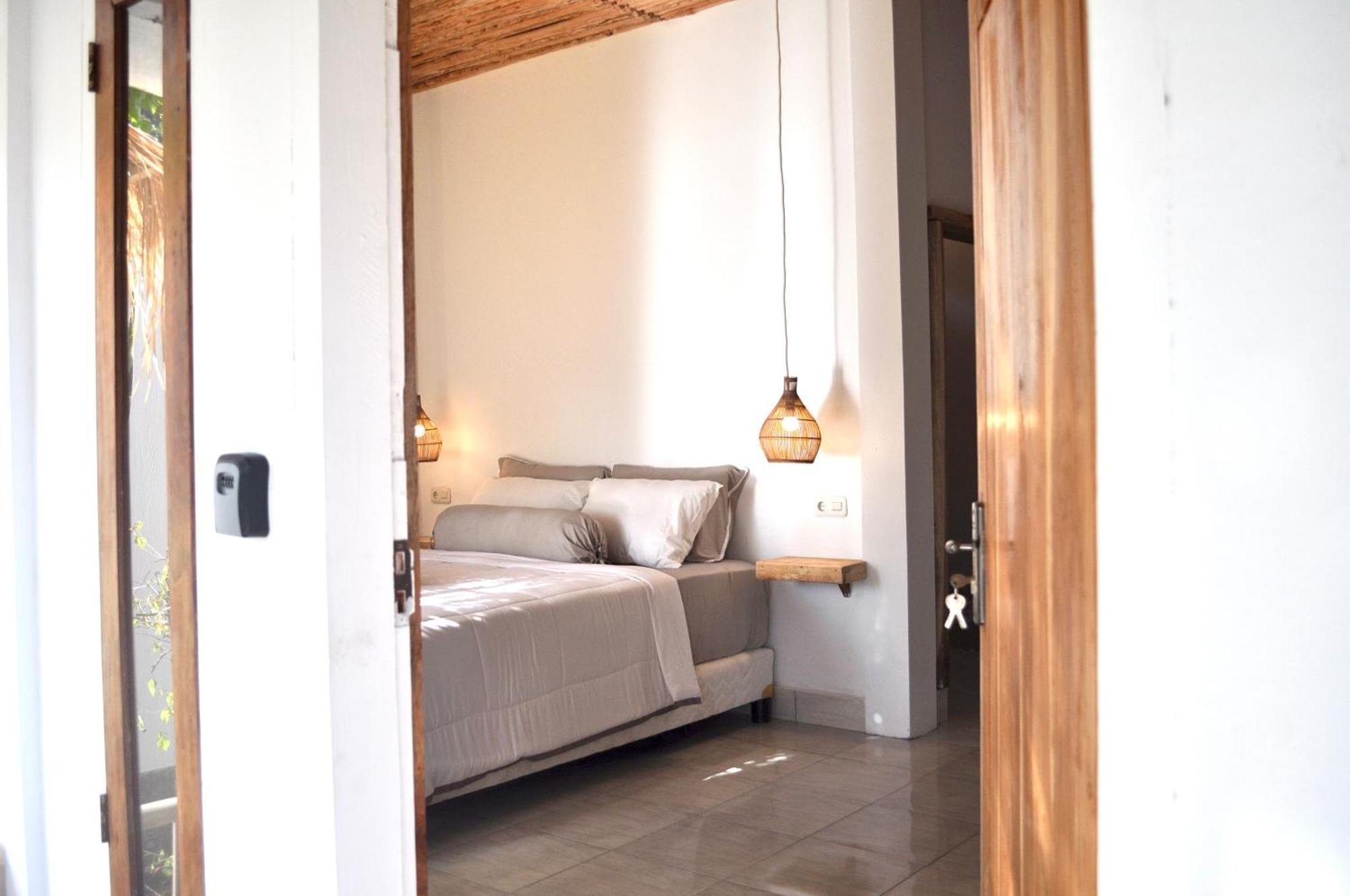 Ripbowl Guest House Селонґ-Беланак Екстер'єр фото
