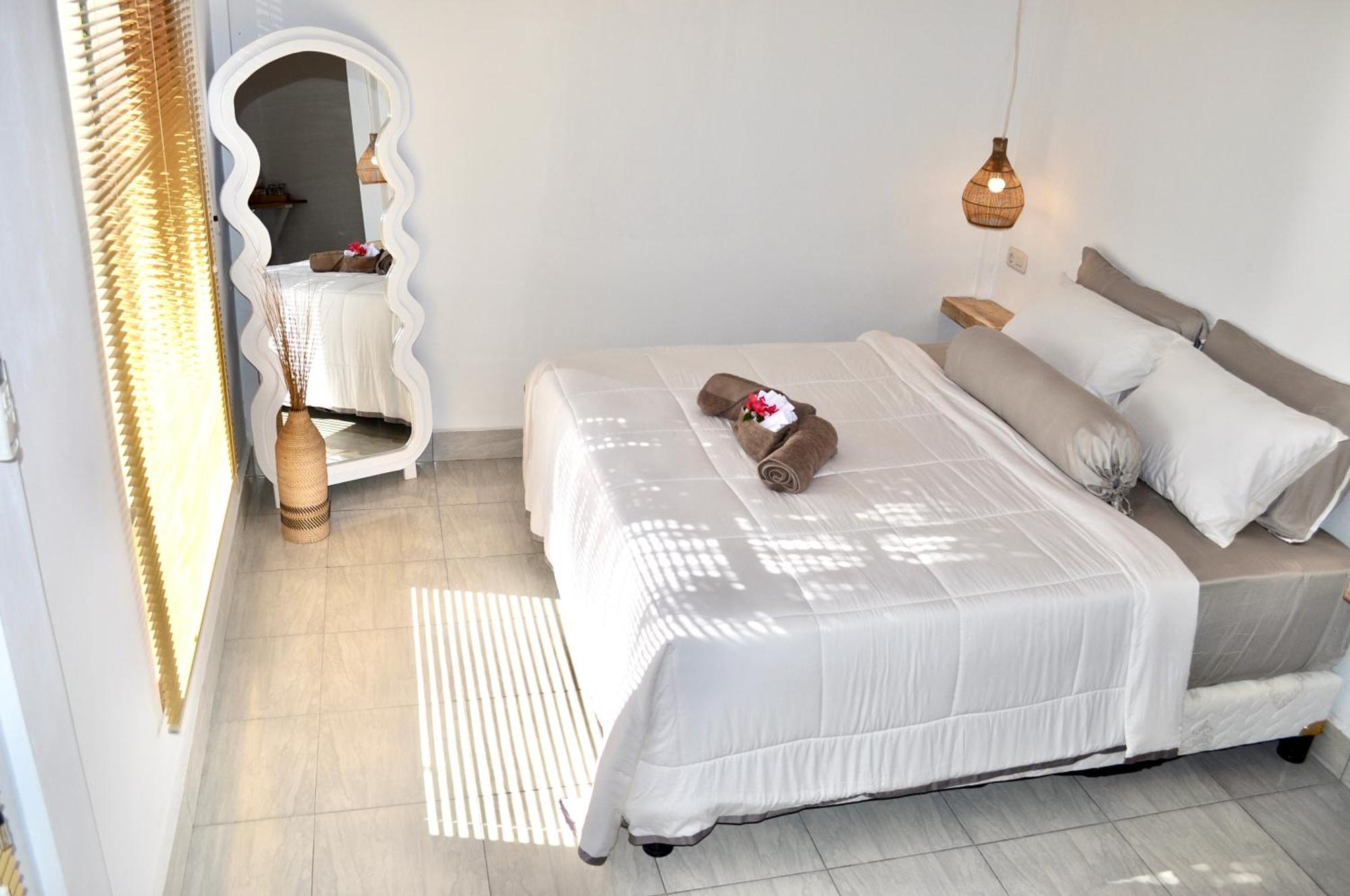 Ripbowl Guest House Селонґ-Беланак Екстер'єр фото